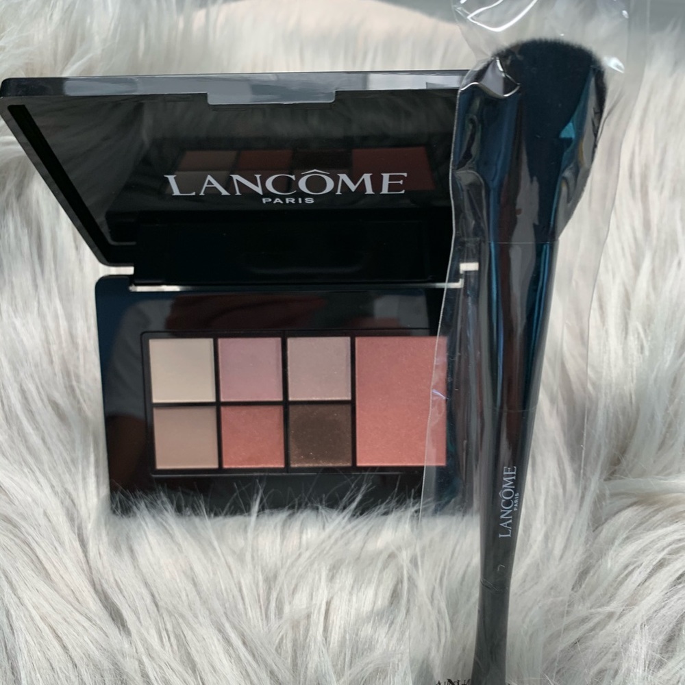Lancôme eyeshadow blush palette